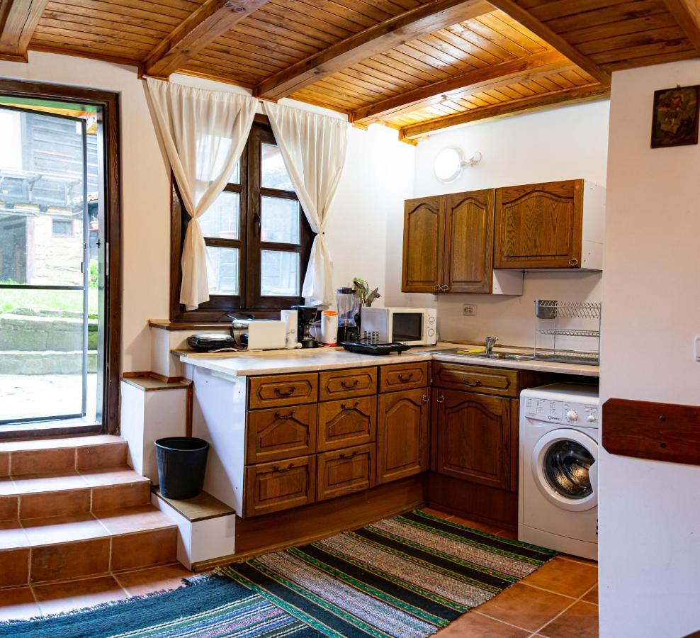 Razsukanova House , Разсукановата Къща Elena Exterior foto