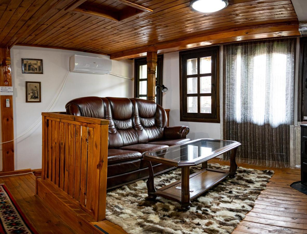 Razsukanova House , Разсукановата Къща Elena Exterior foto